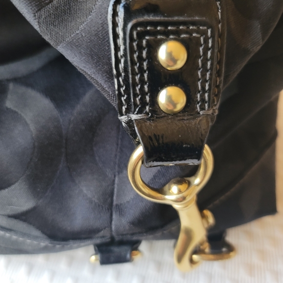 Authentic Coach Op Art Black Satchel Handbag Purse - Picture 8 of 13